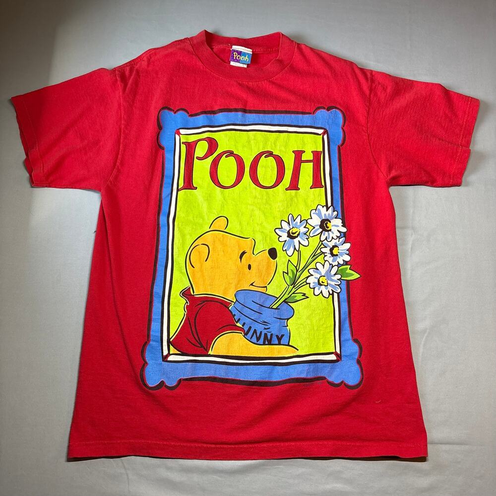 Vintage winnie the pooh graphic t shirt